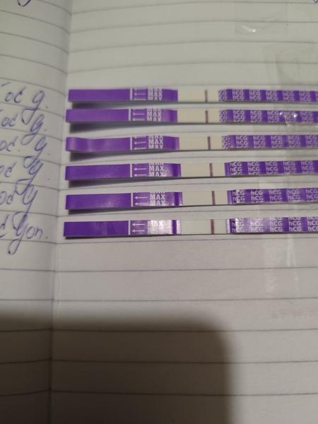 Som 11 dní po ovulácii. Vidíte tam niečo?