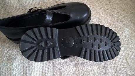 Jarné poltopánky, 39