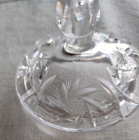 Krištálová dozička,