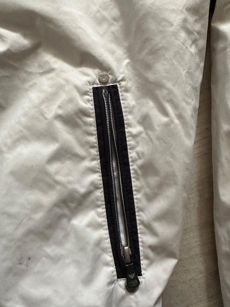 Armani bunda, armani,128