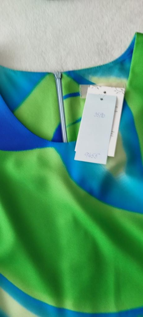 Šaty spoločenské, 48