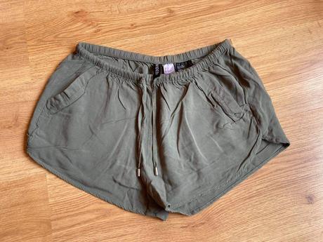 Dámske krátke nohavice, h&m,38