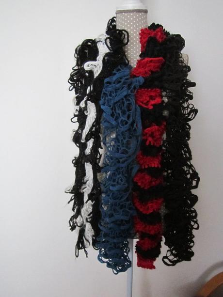 1599. šály 4 ks, 140