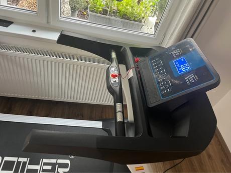 Profi bežecký pás brother gb8000,
