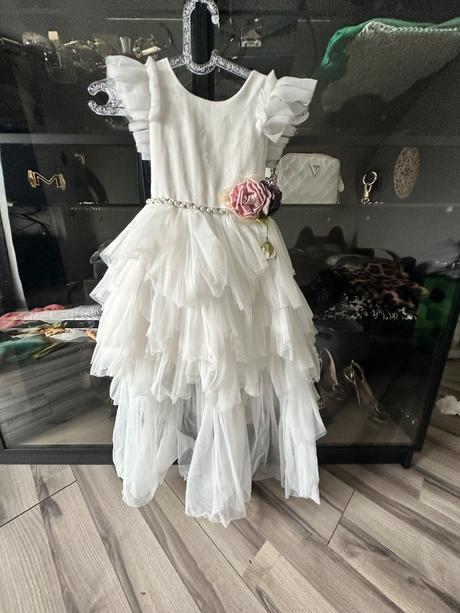 Šaty na prvé sväté prijímanie, 140