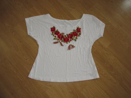 Biele tričko s výšivkou v. l, l