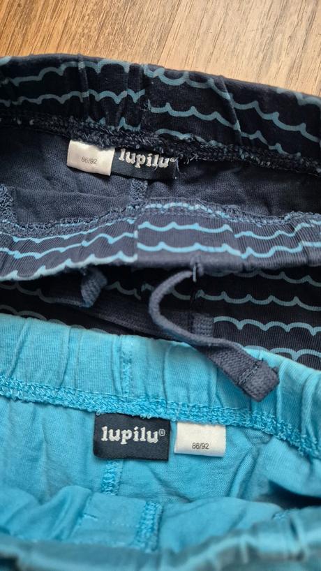 2ks šortky, veľkosť 86/92, lupilu,86