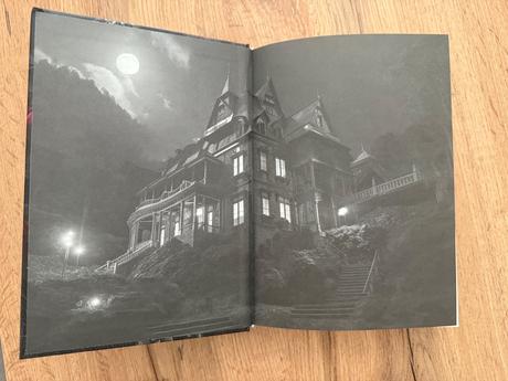 Haunting adeline - h. d. carlton,