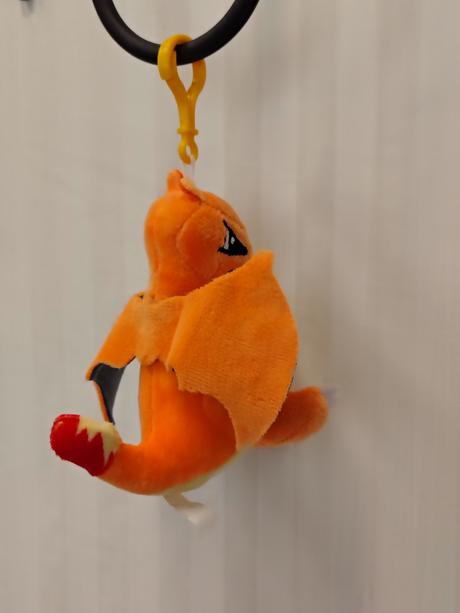 Plyšový prívesok pokémon charizard krídla plameň, 