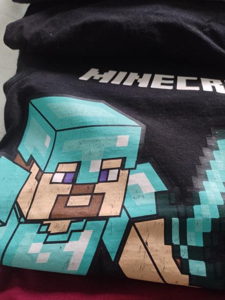 Bavlnené tričká, 128