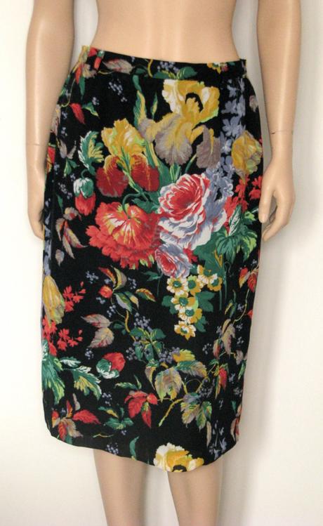 Kvetovaná farebná letná sukňa, 40