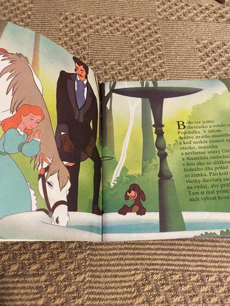 Stará retro mini knižka walt disney popoluška 1992, 