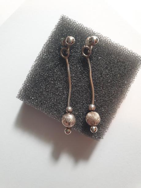 Strieborné náušnice, 