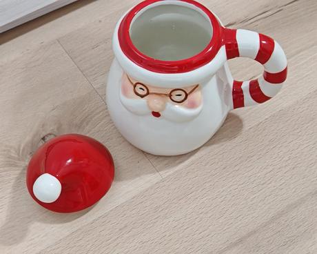 Šalka, hrnček s čiapkou mikuláš, 