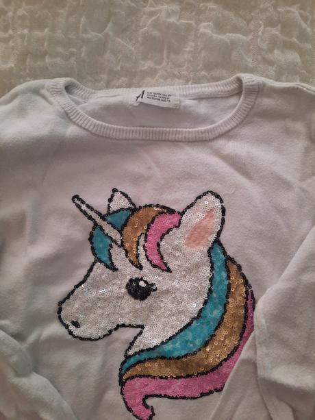 Mikina a svetrík, 122