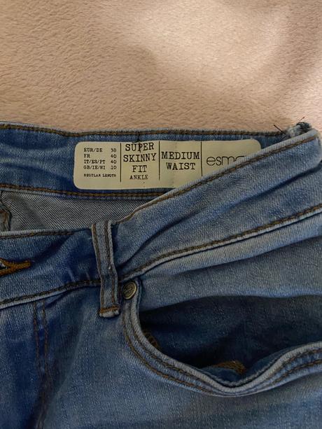 Bledomodre rifle, esmara,38