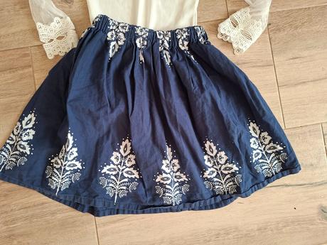 Sukna ludovy vzor folklorna, 134