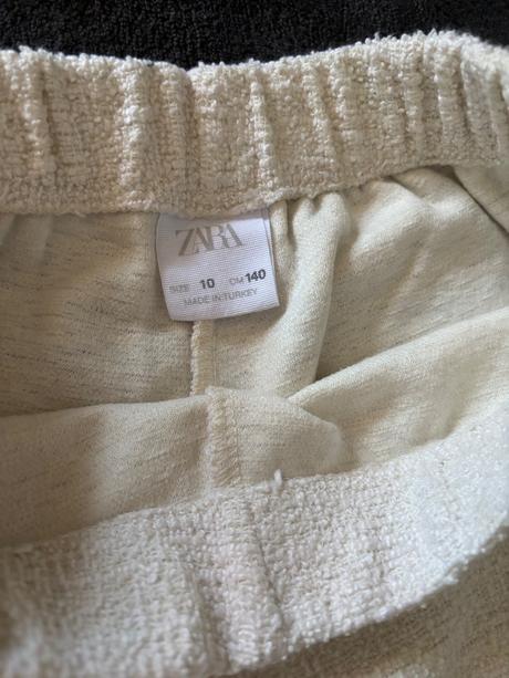 Zvonové nohavice, zara,140