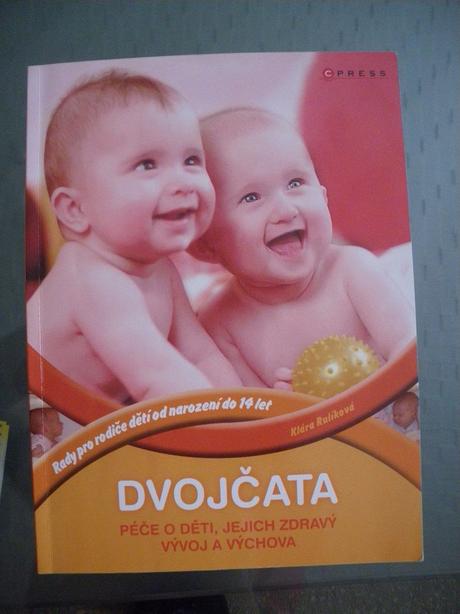 Kniha dvojčatá, 174 s.,