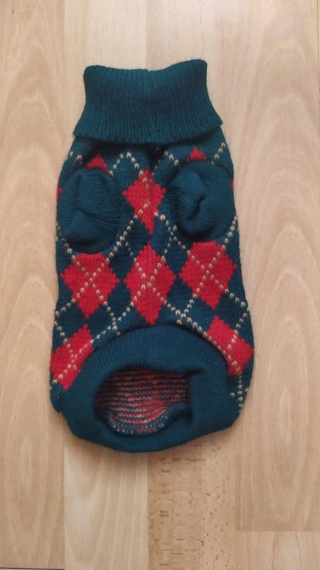 Oblečenie pre psíka nové, 