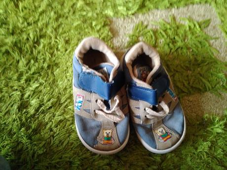 Tenisky za poštovné, 23