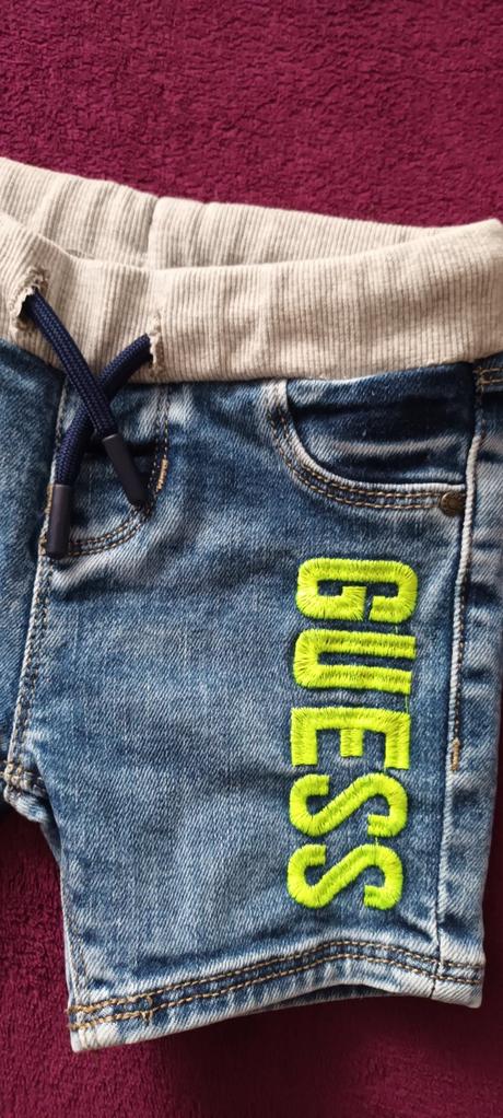 Kraťasy guess, guess,92