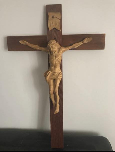 Dreveny velky kriz 70cm d 43,5cm jezis na krizi dr,