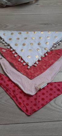 Podbradniky/šaliky, 74