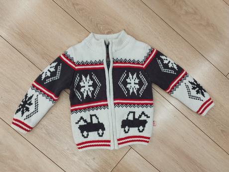 Nádherný sveter kanz, kanz,86