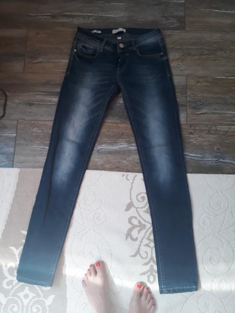 Uzasne skinny gaudi, gaudi,s