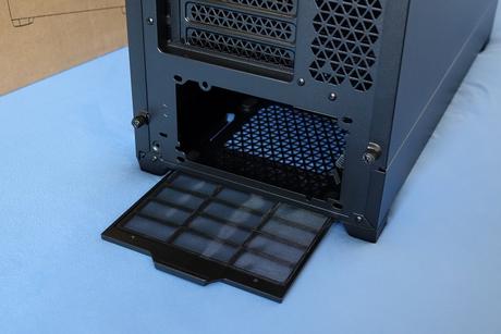 Počítačová skriňa fractal design pop silent solid, 