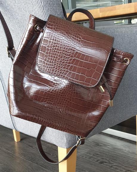 Rupsak z imitacie koze,