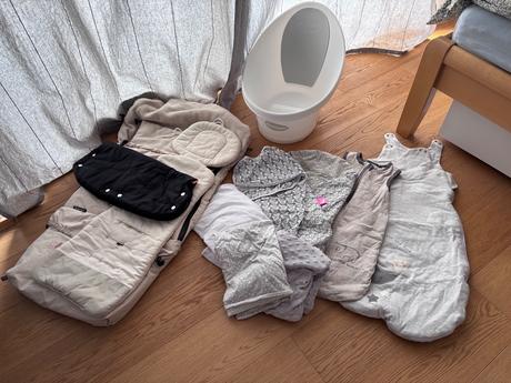 Vanička na kúpanie + fusak + doplnky na spanie, mothercare