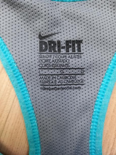 Športový top dri-fit na ramienka s podprsenkou, nike,36