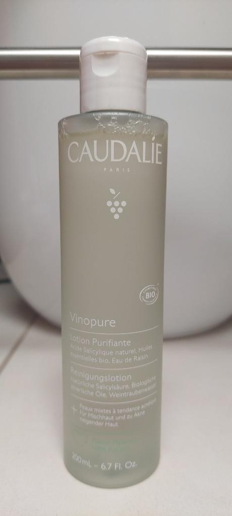Nove kremy caudalie,