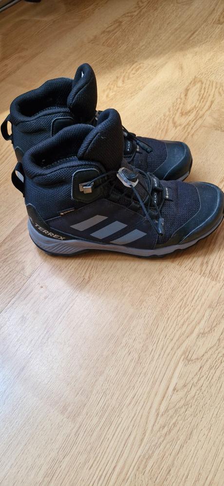 Trekove adidasy, adidas,33