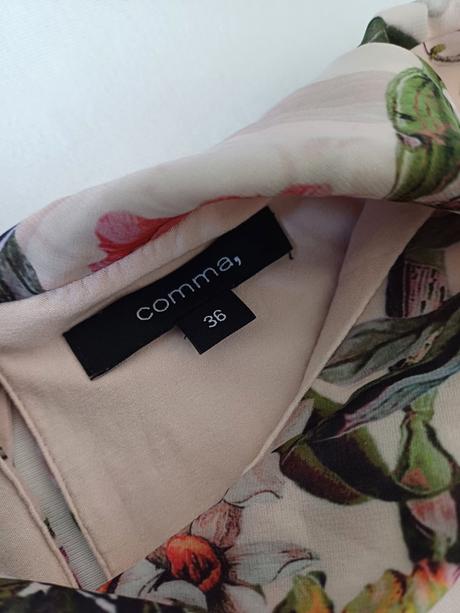 Kvietkovane saty, 36