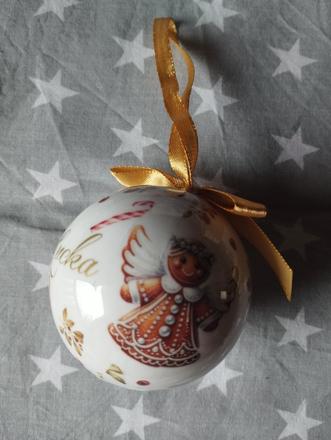 Vianocna gula s menom lucka, 