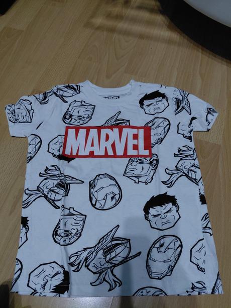 Tricko marvel, sinsay,122