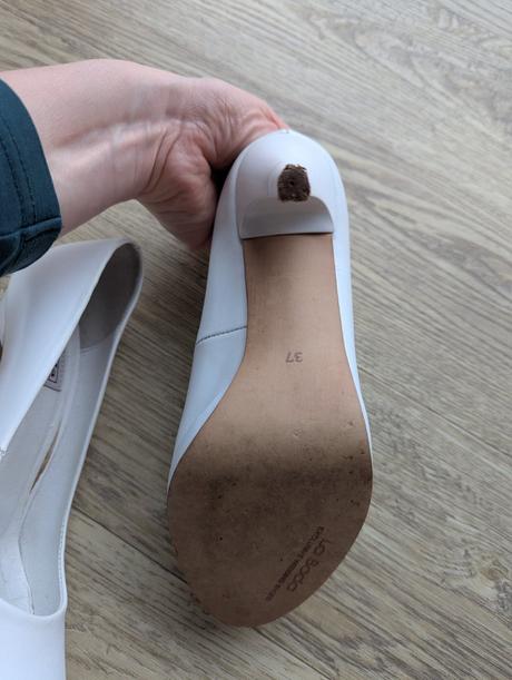 Lodičky  kožené biele, 37