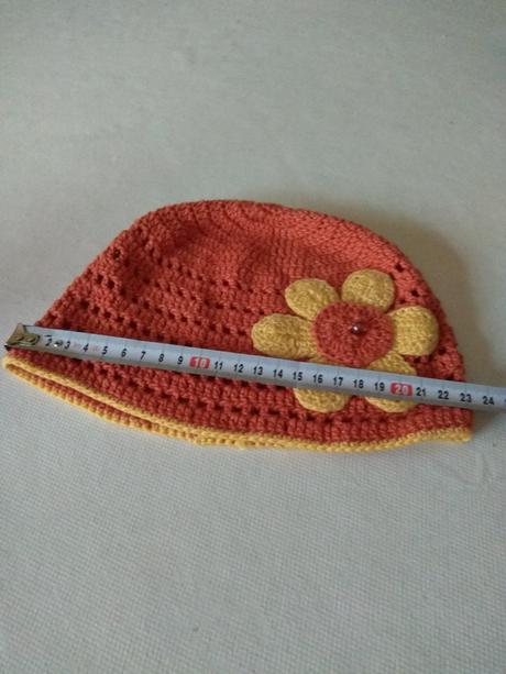 Háčkovaná čiapka jarná, 56