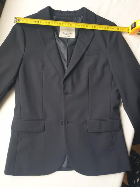 Krásny nohavicový oblek zara, 140