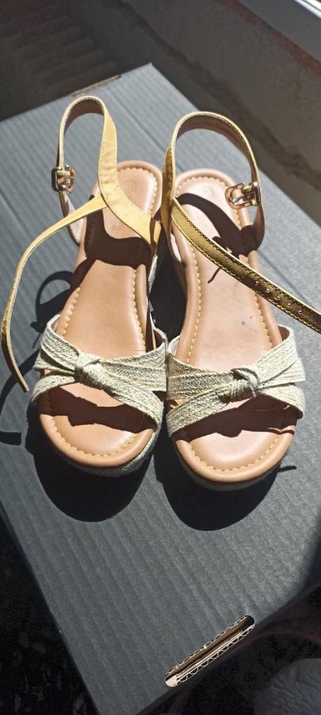 Sandálky, graceland,35