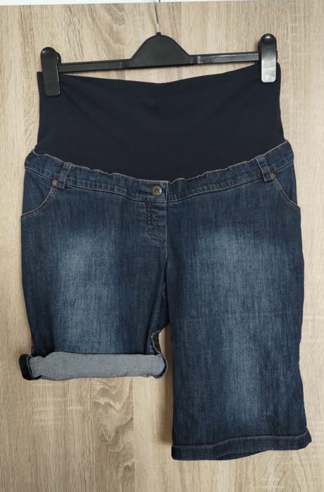 Tehotenské kraťasy, xl