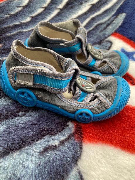 Tenisky- papučky, 23