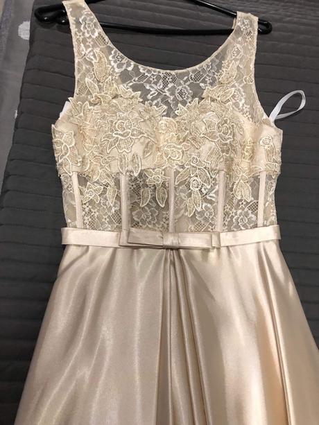 Spoločenské šaty, s