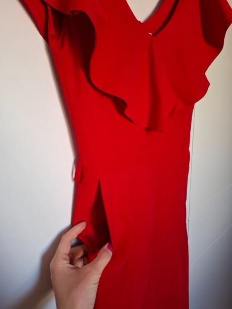 Elegantný overal, 36