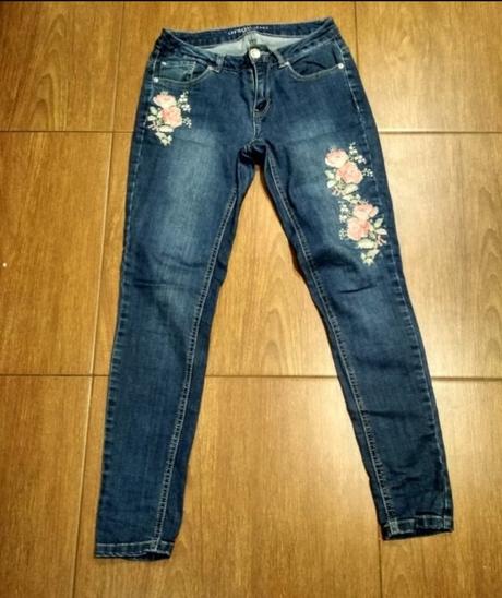 Rifle s výšivkou, orsay,36