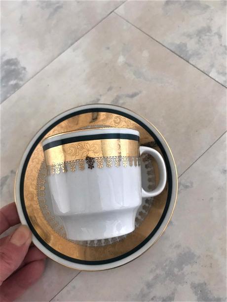 Porcelánová kávová súprava,