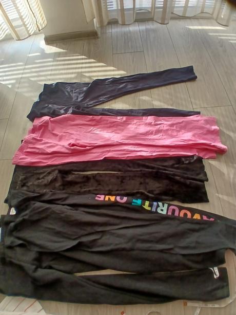 Legíny 152, gate,152